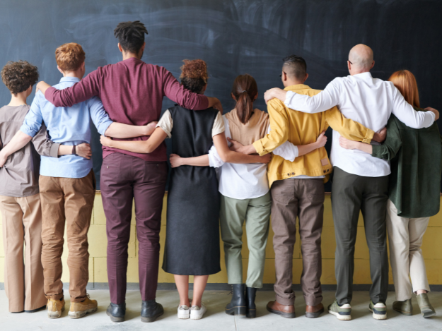 alt="Zrozumienie klienta jako fundament skutecznej strategii komunikacji"